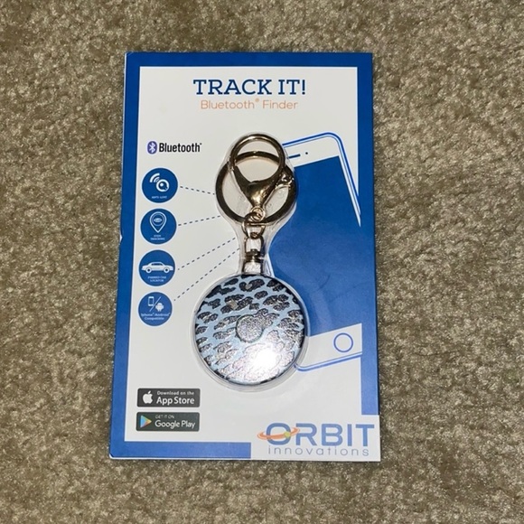 Keychain grip pop socket Track it Bluetooth finder (pink swirl or blue cheetah) - Picture 3 of 4